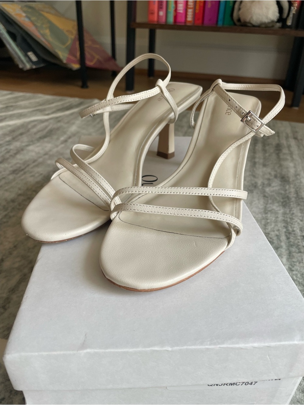 Quince Italian Leather Strappy Sandal in Bone